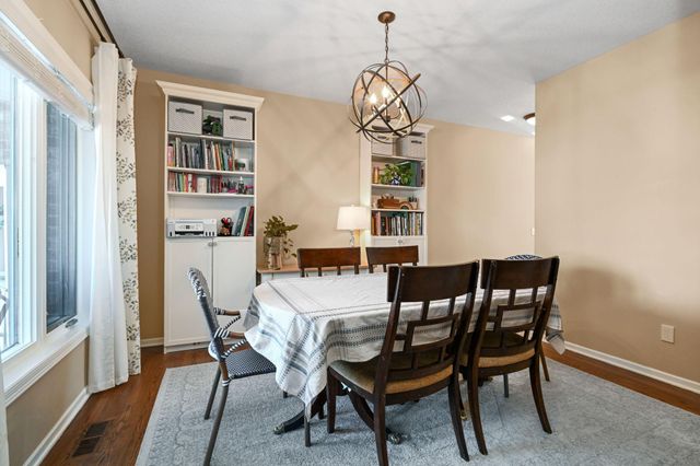 623 Carver Bluffs Parkway, Carver, MN 55315