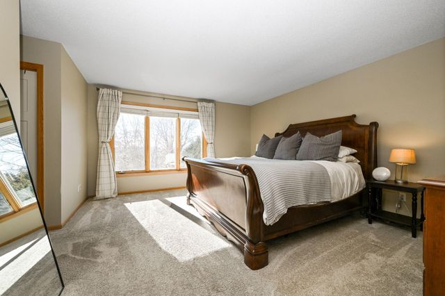 623 Carver Bluffs Parkway, Carver, MN 55315