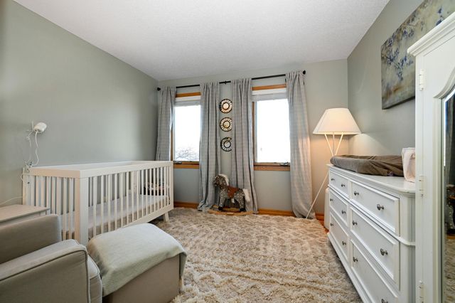 623 Carver Bluffs Parkway, Carver, MN 55315