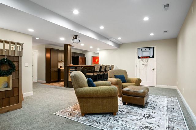 623 Carver Bluffs Parkway, Carver, MN 55315