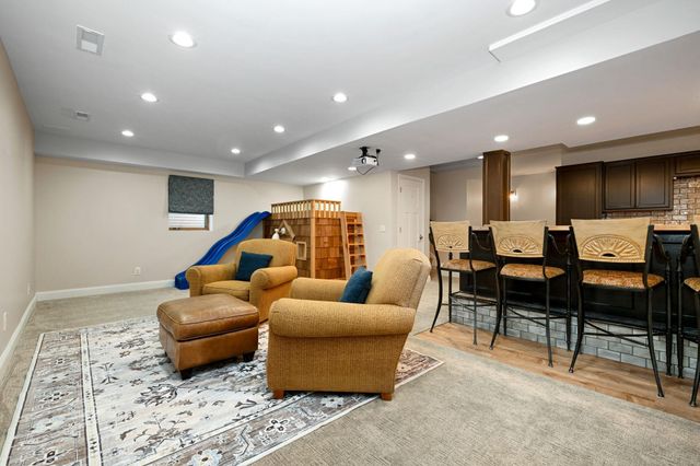 623 Carver Bluffs Parkway, Carver, MN 55315