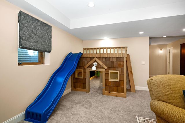 623 Carver Bluffs Parkway, Carver, MN 55315