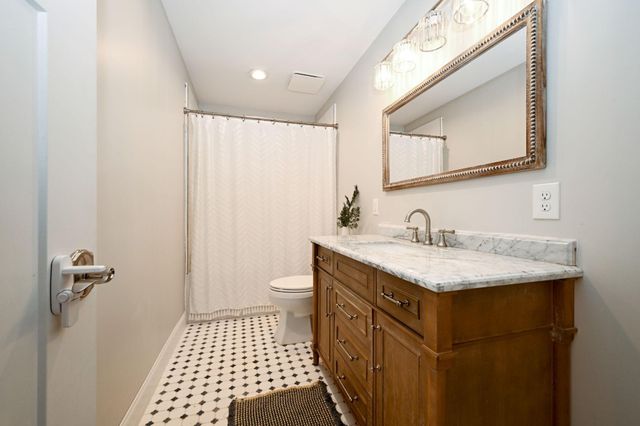 623 Carver Bluffs Parkway, Carver, MN 55315