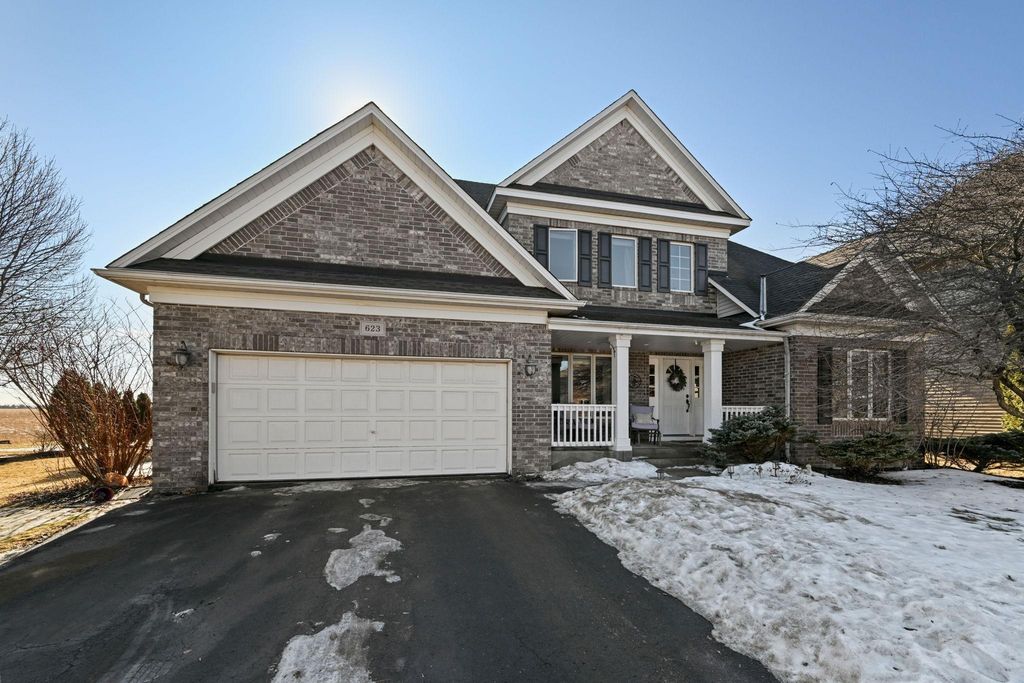 623 Carver Bluffs Parkway, Carver, MN 55315