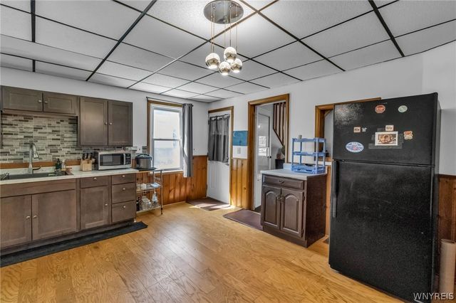 95 Guernsey St, Buffalo, NY 14207