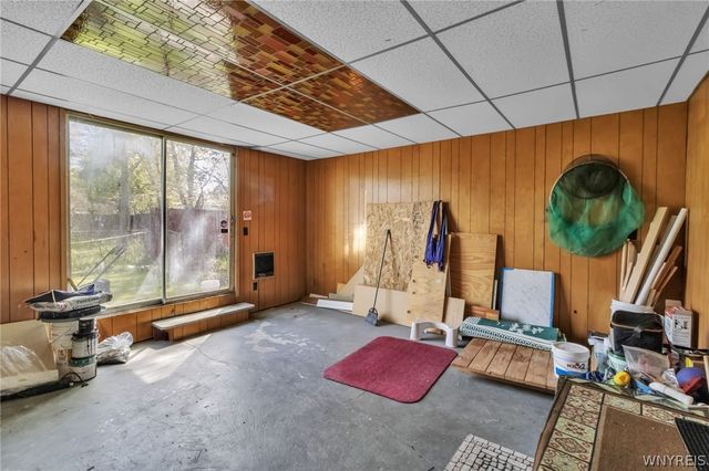 95 Guernsey St, Buffalo, NY 14207