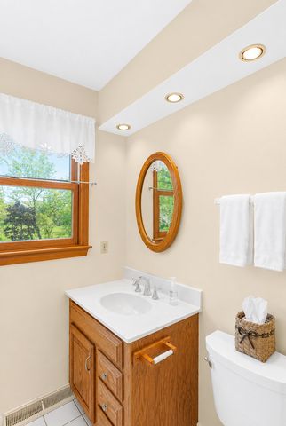 41W067 Colson Drive, St. Charles, IL 60175