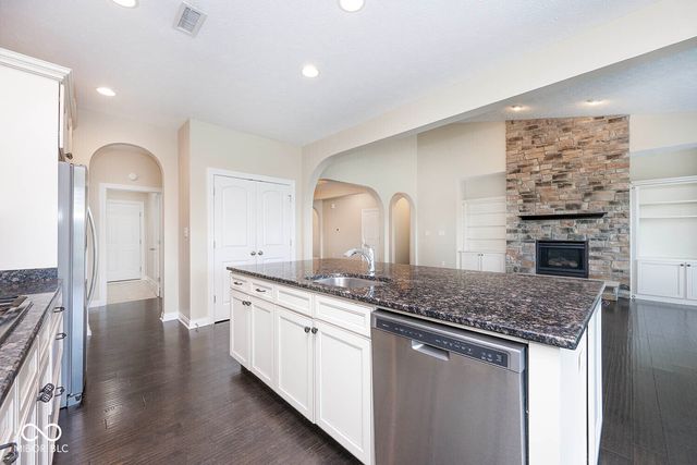 6257 Strathaven Road, Noblesville, IN 46062