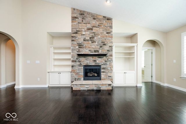 6257 Strathaven Road, Noblesville, IN 46062