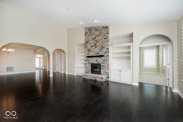 6257 Strathaven Road, Noblesville, IN 46062
