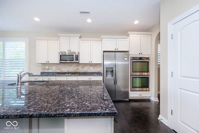 6257 Strathaven Road, Noblesville, IN 46062