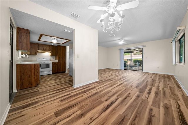 9200 SW 103RD LANE, Ocala, FL 34481