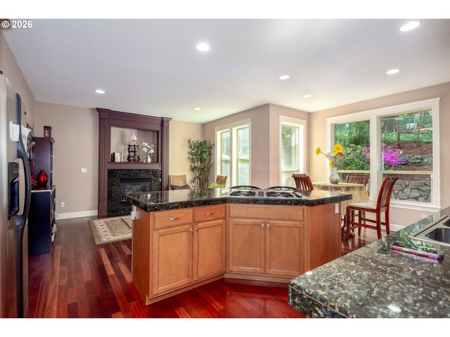 12142 Se OGDEN Ct, Portland, OR 97266