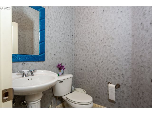 12142 Se OGDEN Ct, Portland, OR 97266