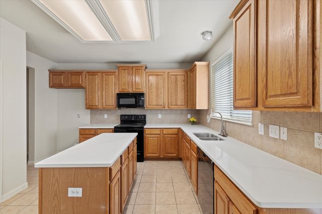 1006 White Porch Avenue, Forney, TX 75126