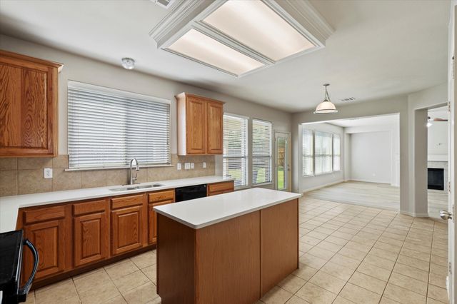 1006 White Porch Avenue, Forney, TX 75126