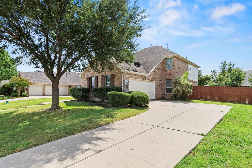 1006 White Porch Avenue, Forney, TX 75126