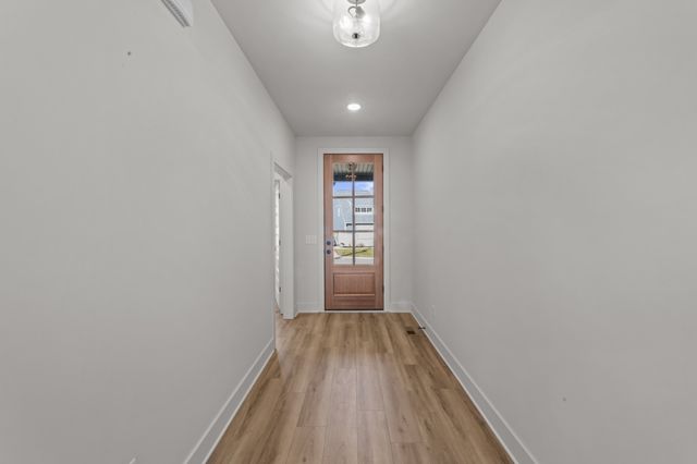 305 Trefethen Dr, White House, TN 37188
