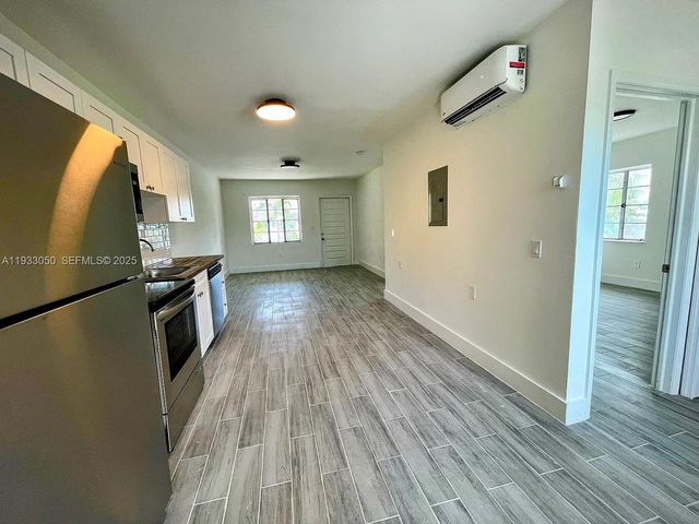 455 NE 62nd St 3, Miami, FL 33138