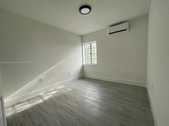 455 NE 62nd St 3, Miami, FL 33138
