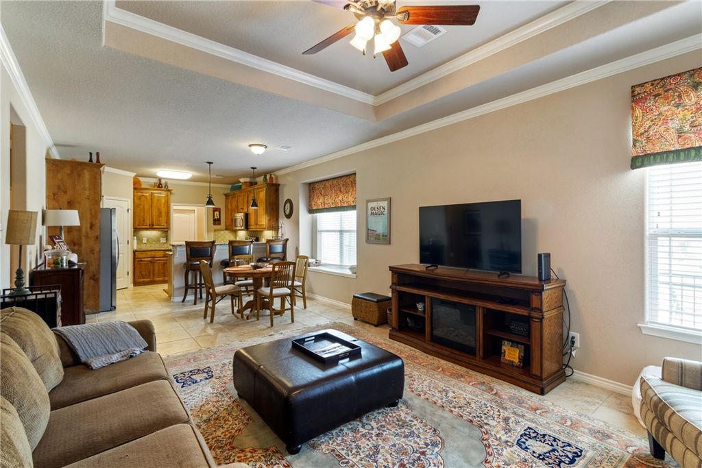 3813 Silverthorne Lane, College Station, TX 77845 — photo 5