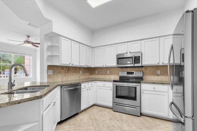 826 Dakota Drive 105, Jupiter, FL 33458