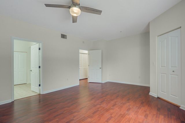 826 Dakota Drive 105, Jupiter, FL 33458