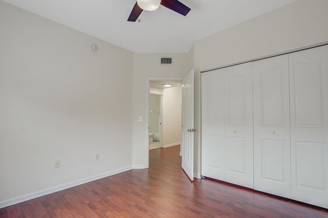 826 Dakota Drive 105, Jupiter, FL 33458