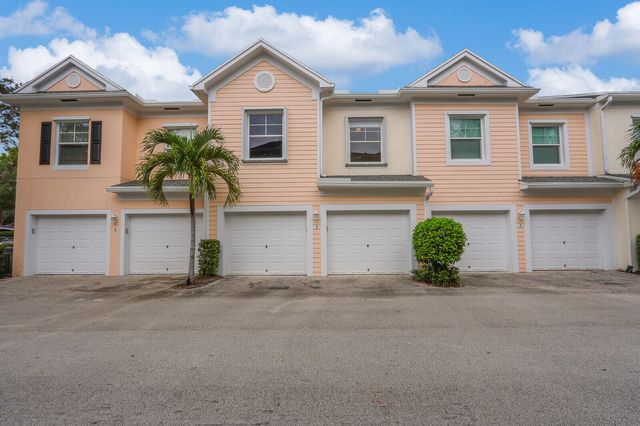 826 Dakota Drive 105, Jupiter, FL 33458