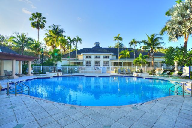 826 Dakota Drive 105, Jupiter, FL 33458