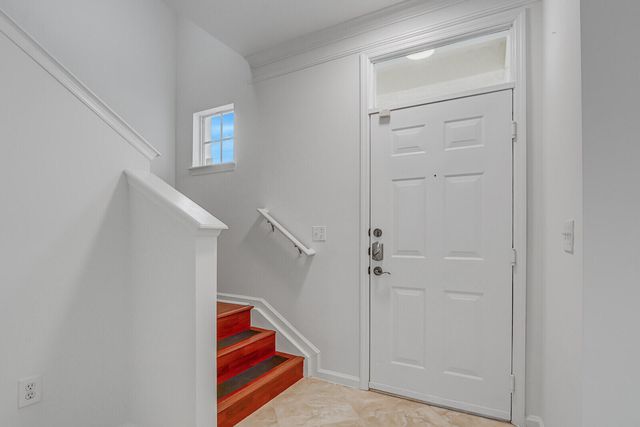 826 Dakota Drive 105, Jupiter, FL 33458