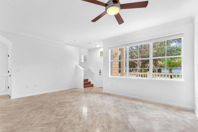 826 Dakota Drive 105, Jupiter, FL 33458