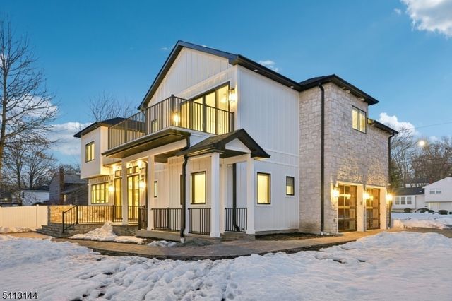 39 Billingsley Dr, Livingston Twp., NJ 07039