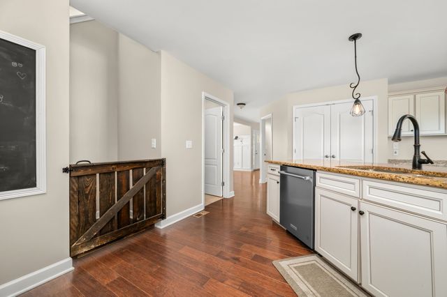 701 Scottland Trce, Mount Juliet, TN 37122