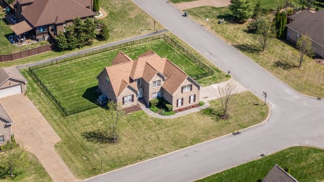 701 Scottland Trce, Mount Juliet, TN 37122