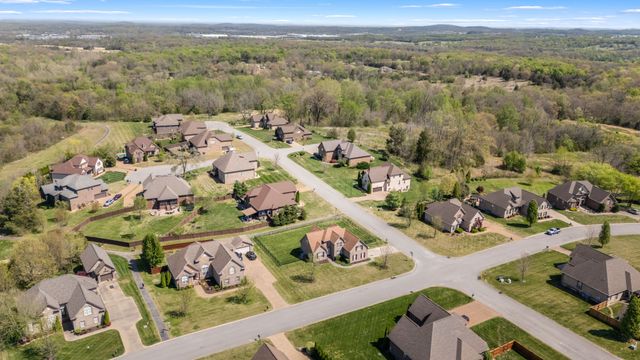 701 Scottland Trce, Mount Juliet, TN 37122