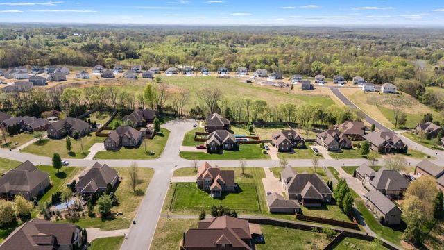 701 Scottland Trce, Mount Juliet, TN 37122