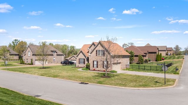 701 Scottland Trce, Mount Juliet, TN 37122