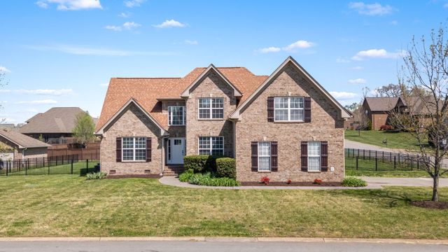 701 Scottland Trce, Mount Juliet, TN 37122