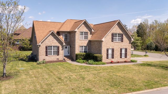 701 Scottland Trce, Mount Juliet, TN 37122