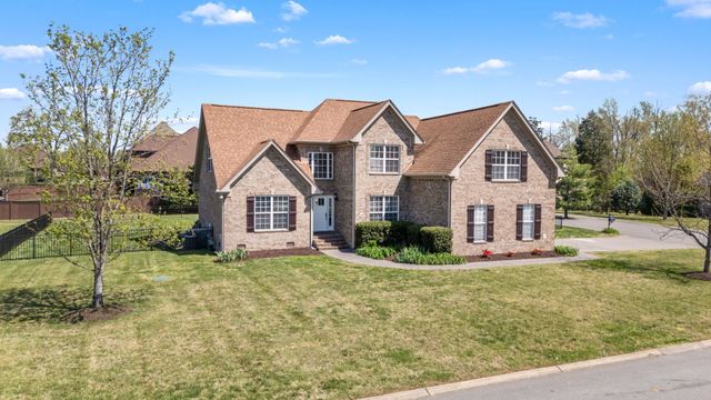 701 Scottland Trce, Mount Juliet, TN 37122