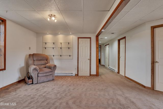 11 Empire Drive, Poestenkill, NY 12140