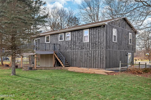 11 Empire Drive, Poestenkill, NY 12140