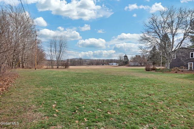 11 Empire Drive, Poestenkill, NY 12140