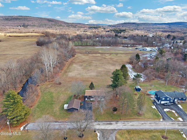 11 Empire Drive, Poestenkill, NY 12140