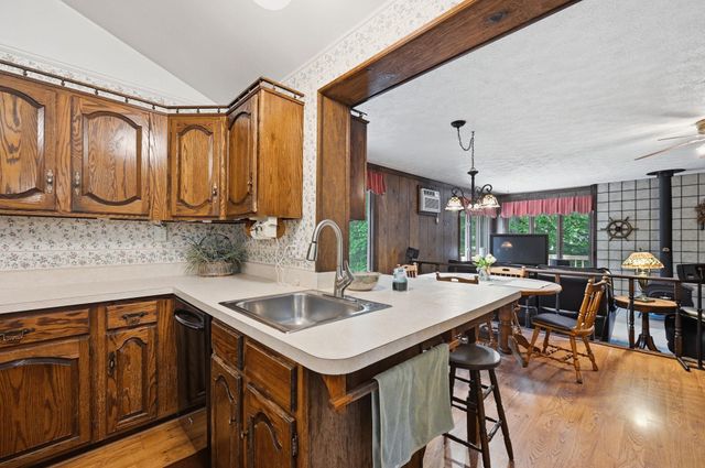 10027 W CONSTABLE CT, Fairfax, VA 22032
