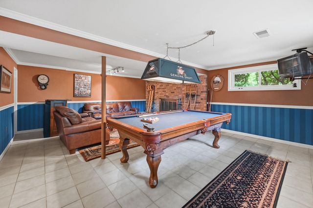 10027 W CONSTABLE CT, Fairfax, VA 22032