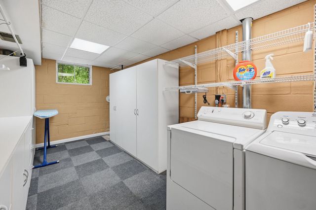 10027 W CONSTABLE CT, Fairfax, VA 22032
