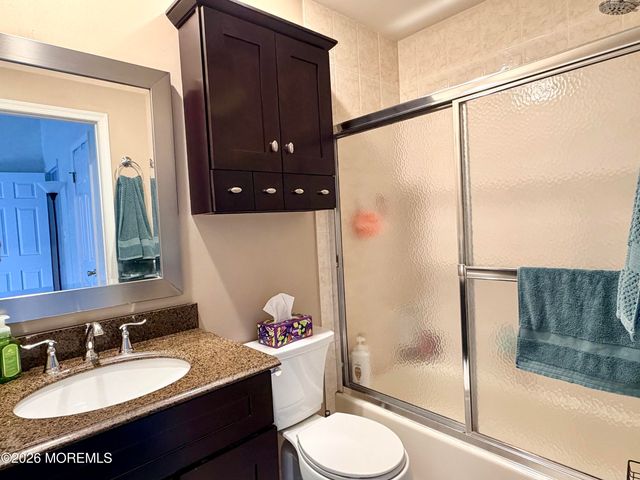 743 Banyan Court, Morganville, NJ 07751