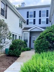 743 Banyan Court, Morganville, NJ 07751